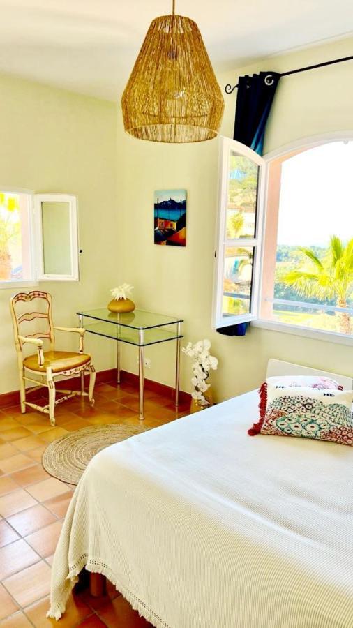Hameau Des Amandiers Vue Mer - Piscine, Golf Et Tennis Prive Saint-Cyr-sur-Mer Ngoại thất bức ảnh